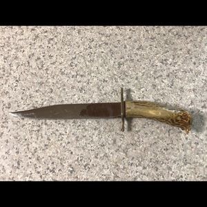 Hunting knife with antler handle